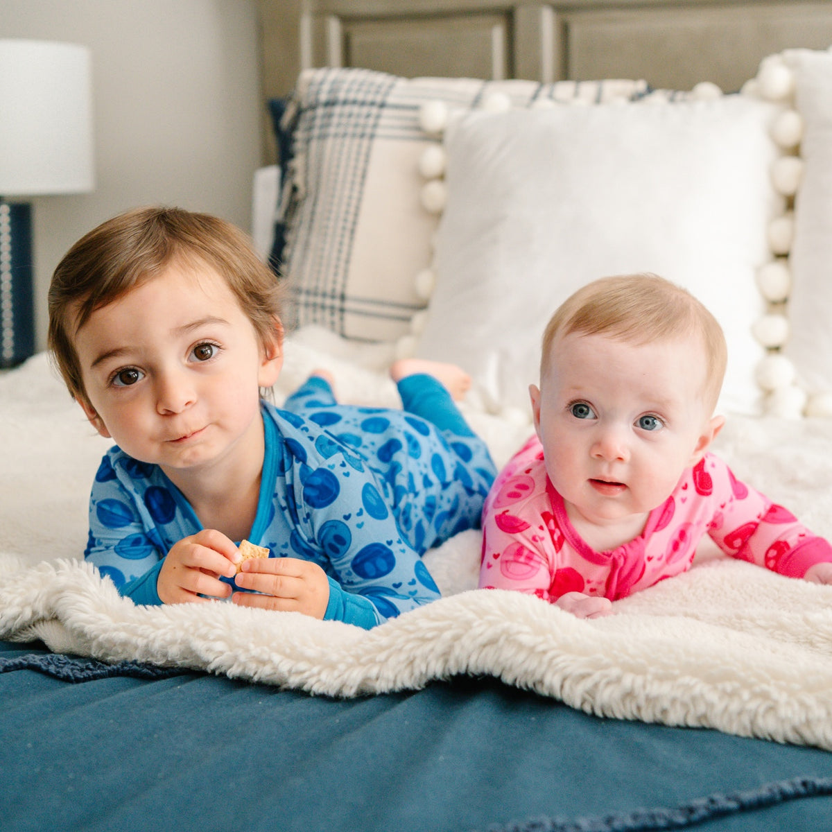 smile child pink pajamas