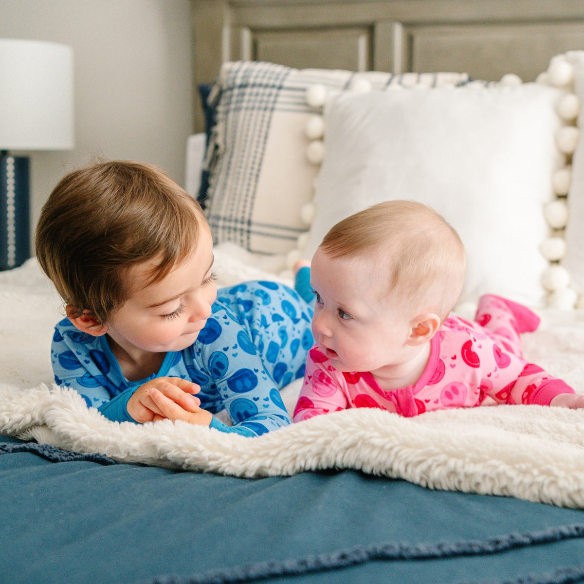 smile child pink pajamas