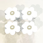 Load image into Gallery viewer, set of 4 - white flower napkin rings
