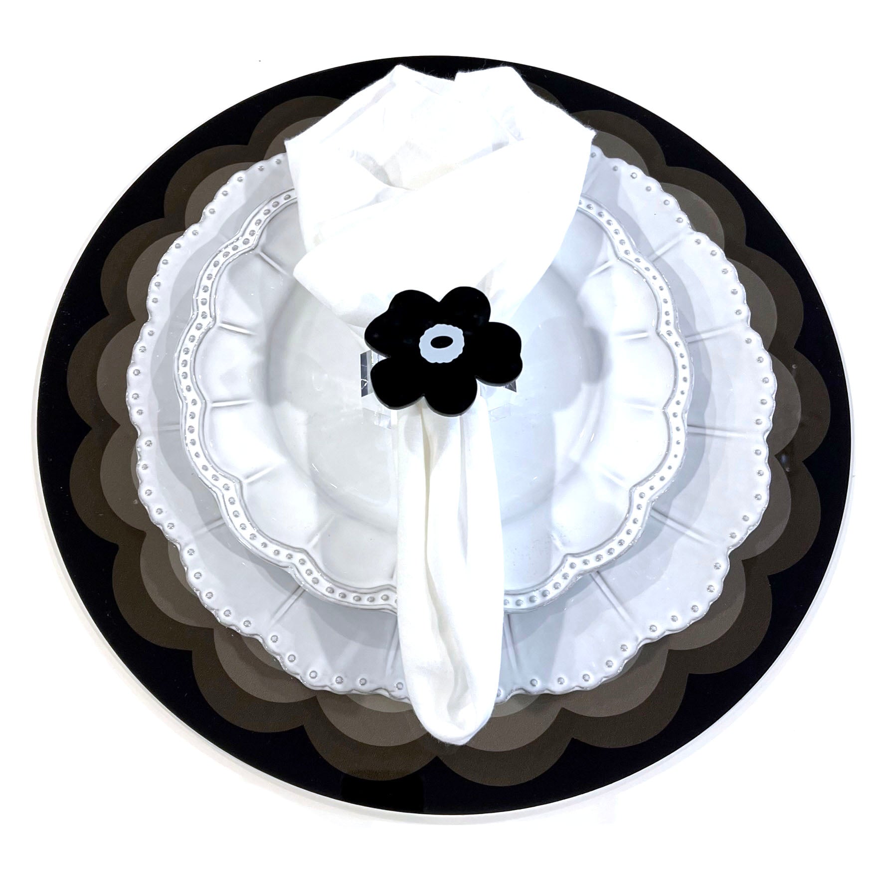 set of 4 placemats - grey scallops